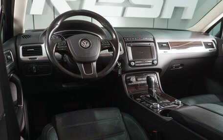 Volkswagen Touareg III, 2015 год, 3 769 000 рублей, 6 фотография