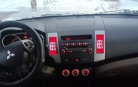 Mitsubishi Outlander III рестайлинг 3, 2008 год, 1 370 000 рублей, 20 фотография