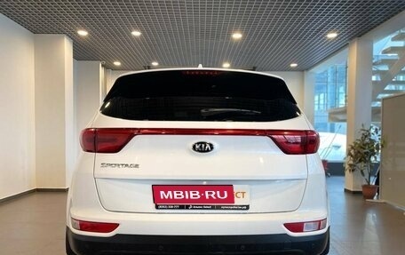 KIA Sportage IV рестайлинг, 2018 год, 2 500 000 рублей, 4 фотография