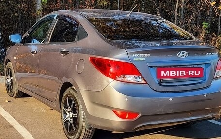 Hyundai Solaris II рестайлинг, 2013 год, 980 000 рублей, 5 фотография