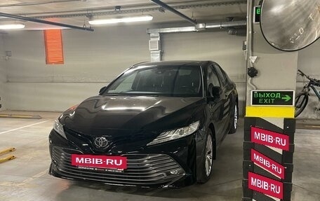 Toyota Camry, 2021 год, 3 650 000 рублей, 4 фотография