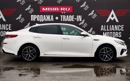 KIA Optima IV, 2018 год, 2 250 000 рублей, 10 фотография