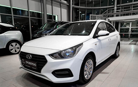 Hyundai Solaris II рестайлинг, 2019 год, 1 375 000 рублей, 5 фотография