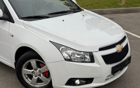 Chevrolet Cruze II, 2010 год, 879 000 рублей, 9 фотография