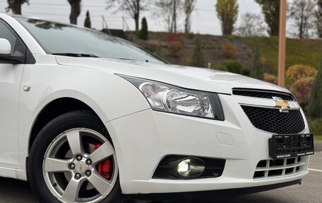 Chevrolet Cruze II, 2010 год, 879 000 рублей, 8 фотография