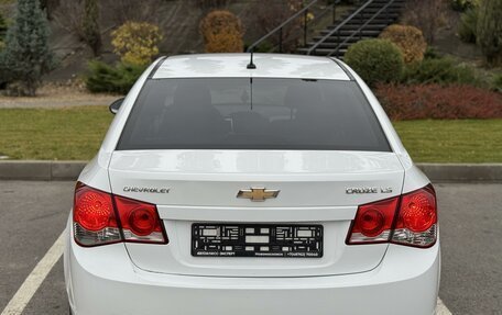 Chevrolet Cruze II, 2010 год, 879 000 рублей, 14 фотография