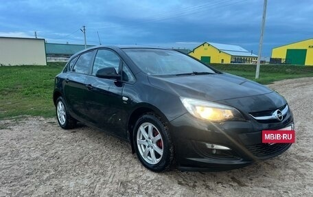 Opel Astra J, 2014 год, 820 000 рублей, 2 фотография