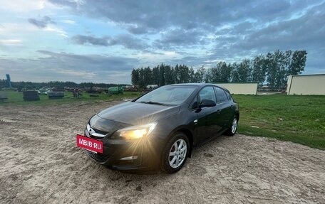 Opel Astra J, 2014 год, 820 000 рублей, 3 фотография