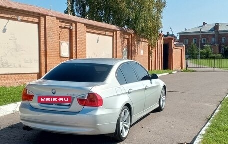 BMW 3 серия, 2005 год, 1 300 000 рублей, 2 фотография