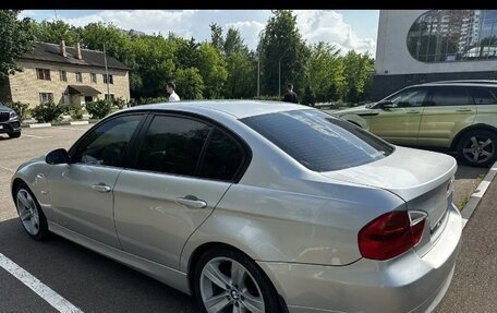 BMW 3 серия, 2005 год, 1 300 000 рублей, 19 фотография