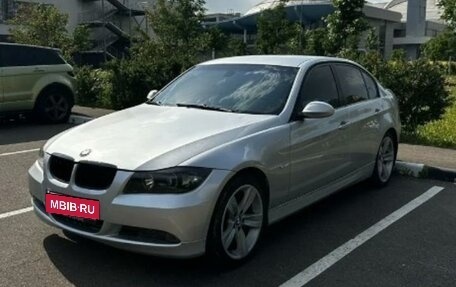 BMW 3 серия, 2005 год, 1 300 000 рублей, 13 фотография