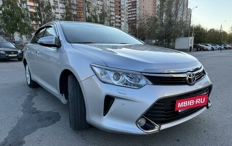 Toyota Camry, 2017 год, 2 520 000 рублей, 6 фотография