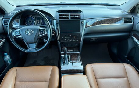 Toyota Camry, 2017 год, 2 520 000 рублей, 18 фотография