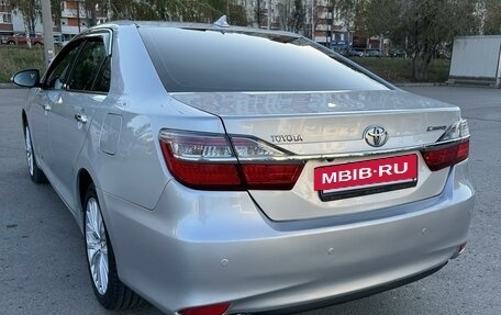 Toyota Camry, 2017 год, 2 520 000 рублей, 35 фотография