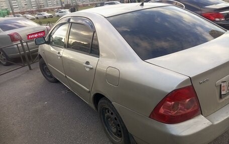 Toyota Corolla, 2004 год, 445 000 рублей, 1 фотография