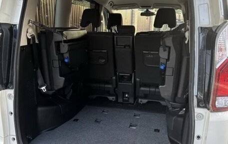 Nissan Serena IV, 2018 год, 2 395 000 рублей, 9 фотография