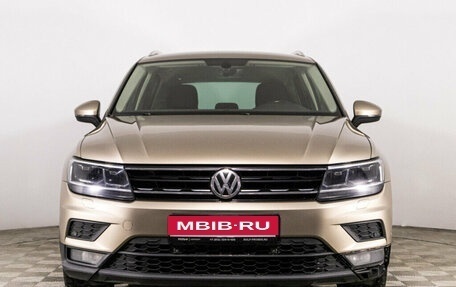 Volkswagen Tiguan II, 2017 год, 1 820 000 рублей, 2 фотография