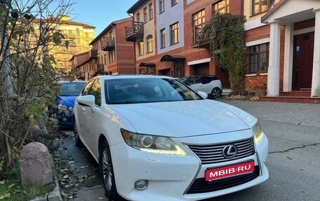 Lexus ES VII, 2013 год, 1 950 000 рублей, 1 фотография