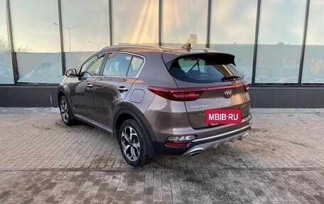 KIA Sportage IV рестайлинг, 2018 год, 2 620 000 рублей, 3 фотография