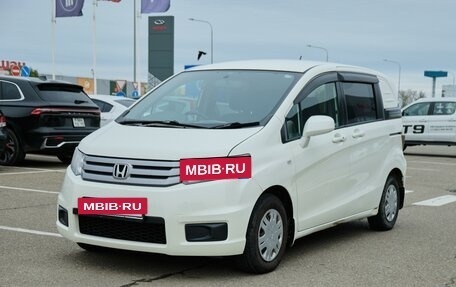 Honda Freed I, 2010 год, 940 000 рублей, 3 фотография