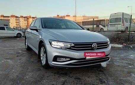 Volkswagen Passat B8 рестайлинг, 2019 год, 2 850 000 рублей, 16 фотография