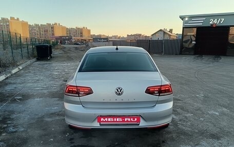 Volkswagen Passat B8 рестайлинг, 2019 год, 2 850 000 рублей, 8 фотография