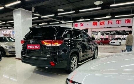 Toyota Highlander III, 2020 год, 3 250 000 рублей, 6 фотография