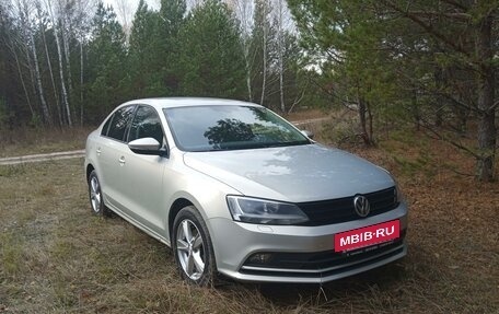 Volkswagen Jetta VI, 2015 год, 1 100 000 рублей, 2 фотография