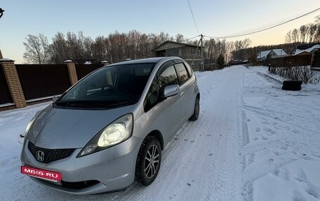 Honda Fit III, 2010 год, 848 000 рублей, 12 фотография