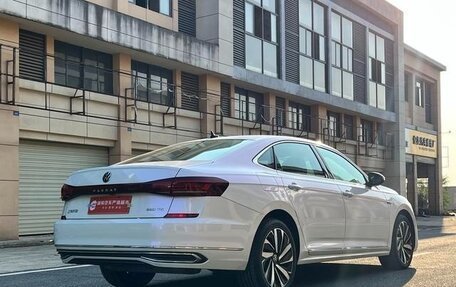 Volkswagen Passat B8 рестайлинг, 2021 год, 2 850 000 рублей, 7 фотография