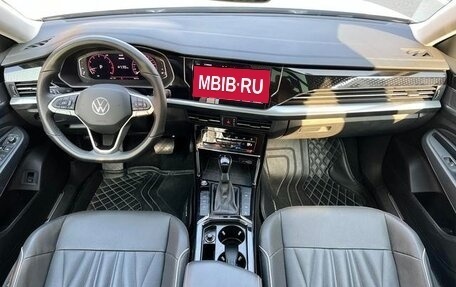 Volkswagen Passat B8 рестайлинг, 2021 год, 2 850 000 рублей, 14 фотография