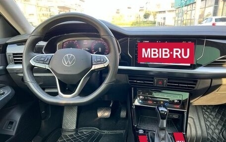 Volkswagen Passat B8 рестайлинг, 2021 год, 2 850 000 рублей, 15 фотография