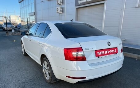 Skoda Octavia, 2017 год, 1 800 000 рублей, 3 фотография