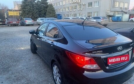 Hyundai Solaris II рестайлинг, 2012 год, 980 000 рублей, 6 фотография