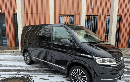 Volkswagen Multivan T6 рестайлинг, 2020 год, 6 250 000 рублей, 4 фотография