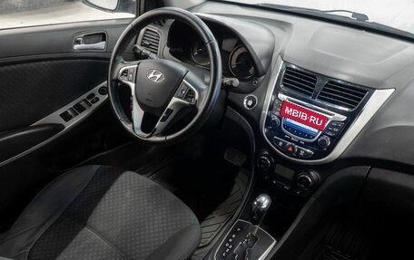 Hyundai Solaris II рестайлинг, 2012 год, 720 000 рублей, 25 фотография