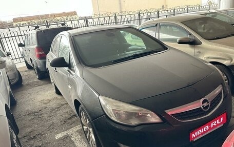 Opel Astra J, 2012 год, 830 000 рублей, 3 фотография