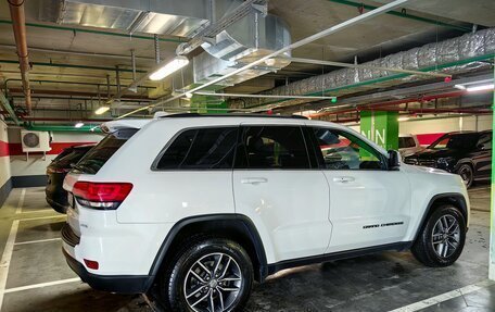 Jeep Grand Cherokee, 2018 год, 3 400 000 рублей, 16 фотография