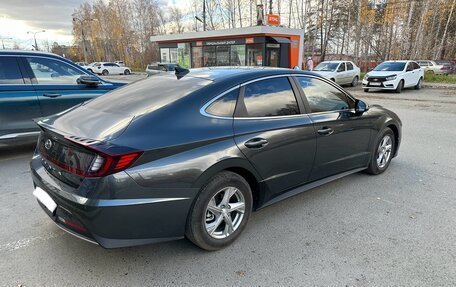 Hyundai Sonata VIII, 2019 год, 2 500 000 рублей, 5 фотография