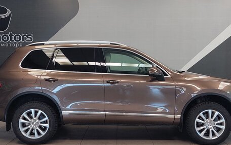 Volkswagen Touareg III, 2011 год, 2 180 000 рублей, 4 фотография