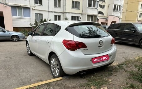 Opel Astra J, 2011 год, 680 000 рублей, 4 фотография