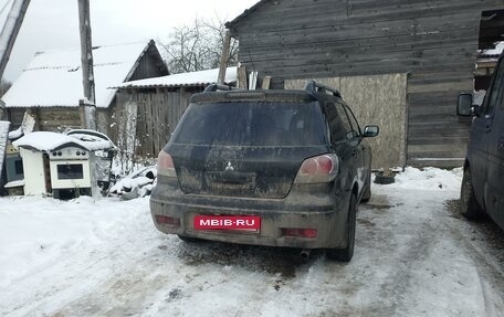 Mitsubishi Outlander III рестайлинг 3, 2003 год, 450 000 рублей, 3 фотография