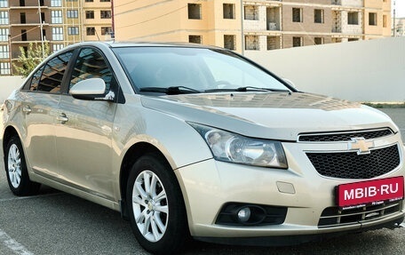 Chevrolet Cruze II, 2011 год, 650 000 рублей, 1 фотография