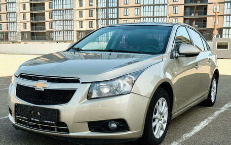 Chevrolet Cruze II, 2011 год, 650 000 рублей, 3 фотография