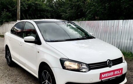 Volkswagen Polo VI (EU Market), 2012 год, 929 000 рублей, 3 фотография