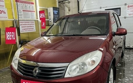 Renault Sandero I, 2012 год, 680 000 рублей, 1 фотография