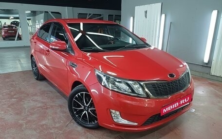 KIA Rio III рестайлинг, 2012 год, 1 000 000 рублей, 2 фотография