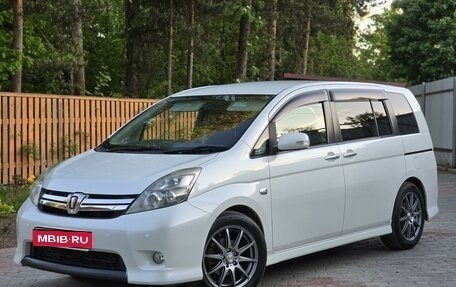 Toyota ISis I, 2011 год, 1 320 000 рублей, 1 фотография