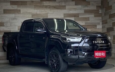 Toyota Hilux VIII, 2023 год, 4 965 000 рублей, 3 фотография