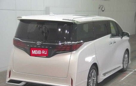 Toyota Alphard, 2024 год, 7 430 000 рублей, 4 фотография